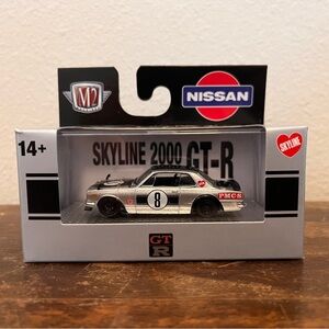 M2 Machines 1:64 Detroit Muscle 32600-85 1971 Nissan Skyline GTR NIP